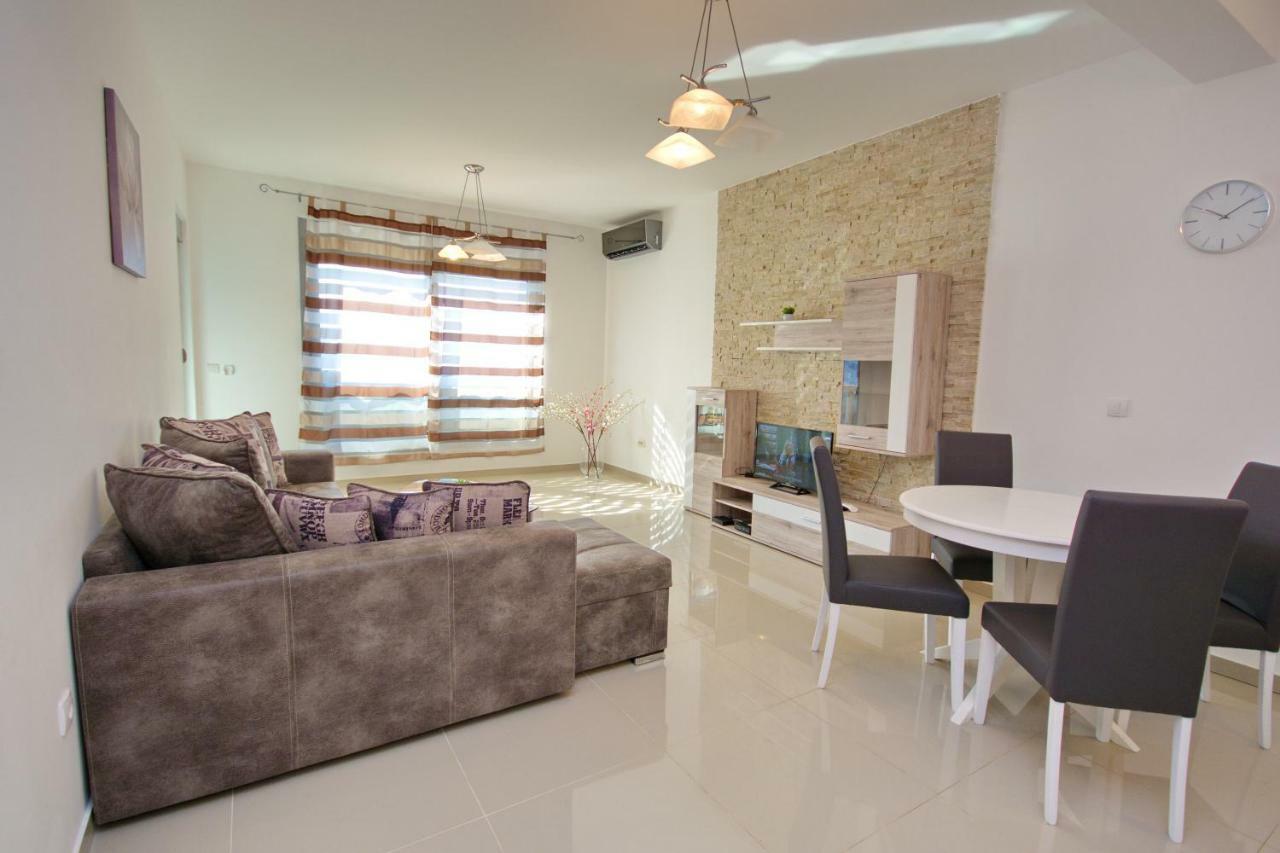 Apartment Dobrota Котор Экстерьер фото