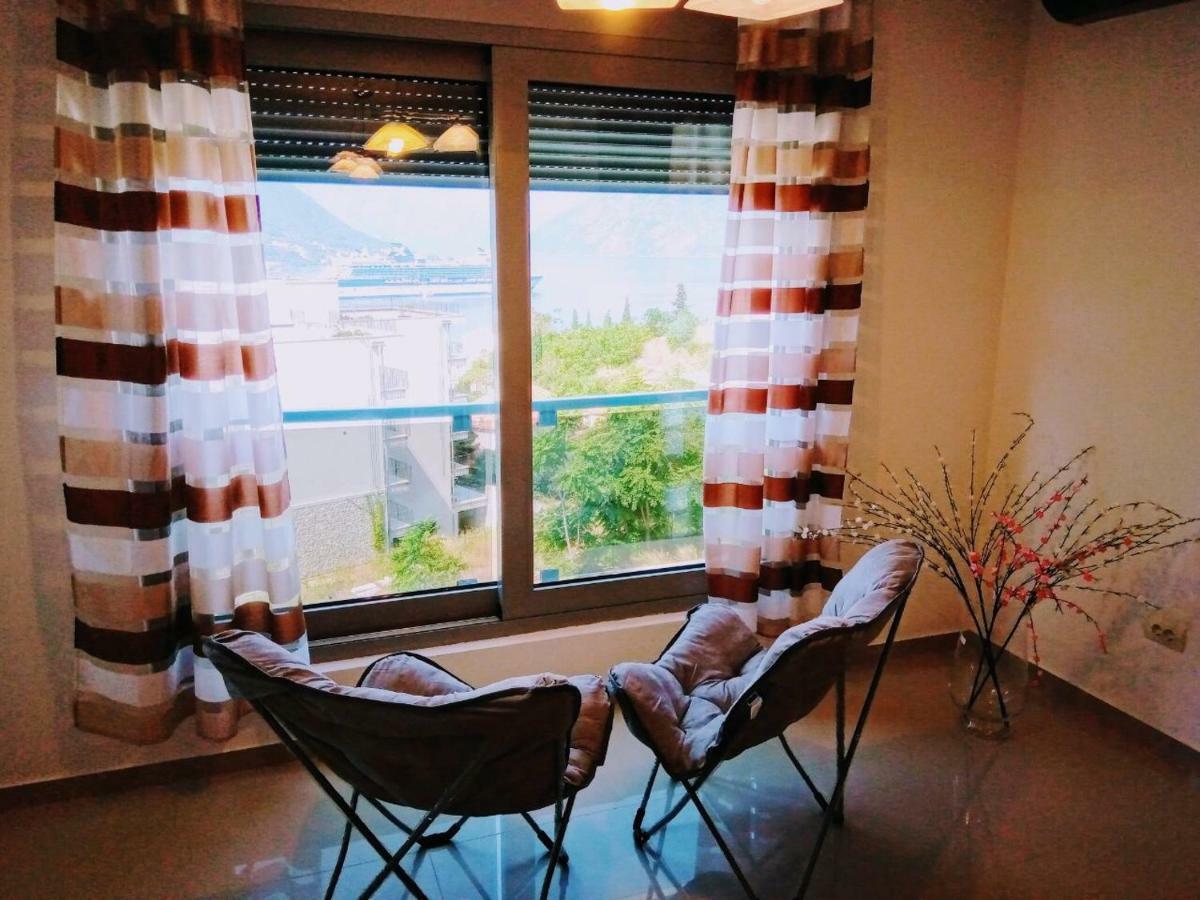 Apartment Dobrota Котор Экстерьер фото